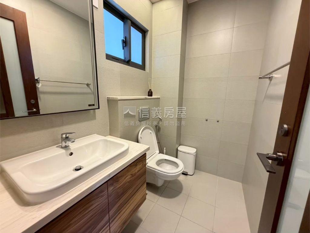 夏川鄰美邊間透店房屋室內格局與周邊環境