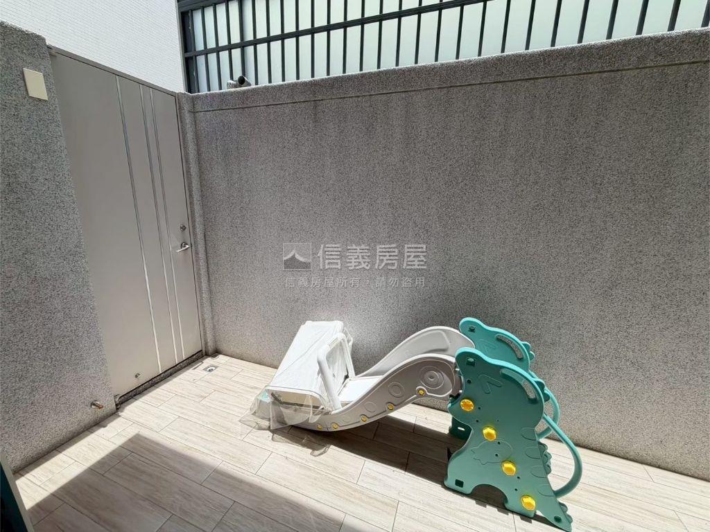 夏川鄰美邊間透店房屋室內格局與周邊環境