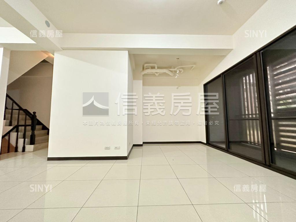 明日莊園●文青電梯透店房屋室內格局與周邊環境