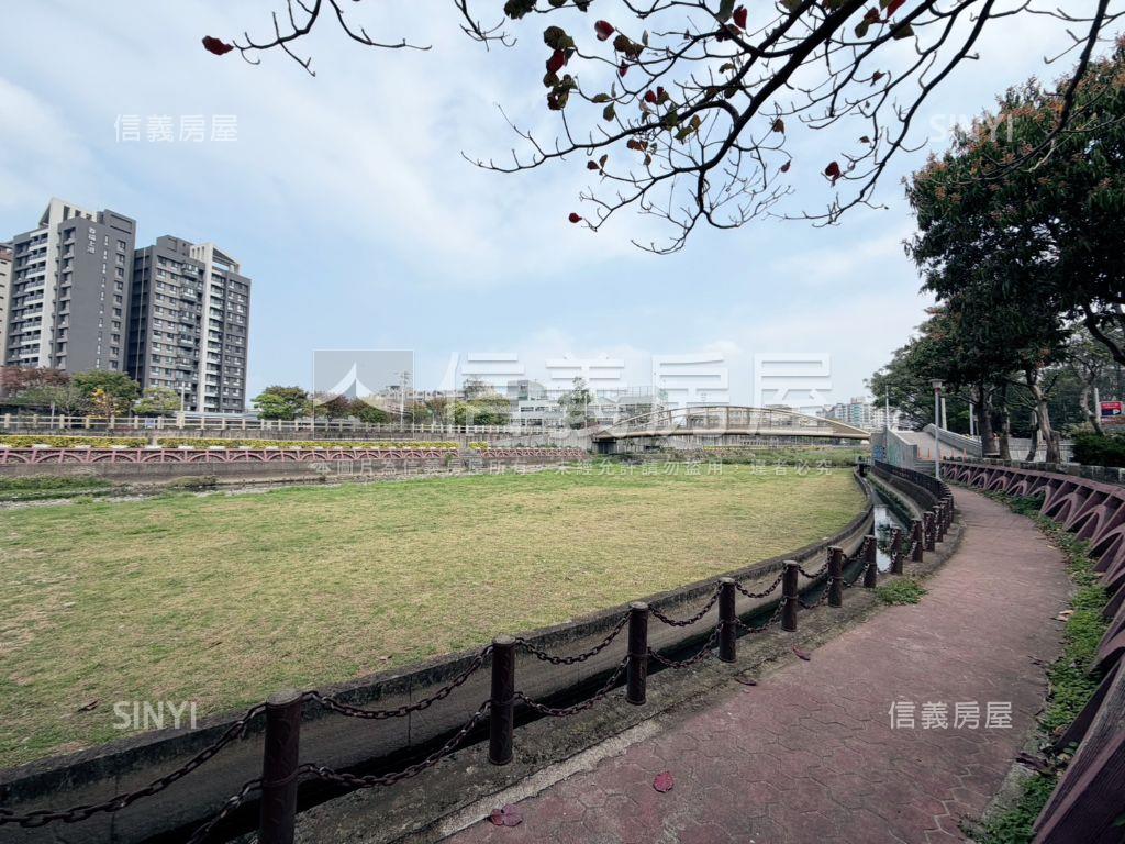 面公園土地房屋室內格局與周邊環境