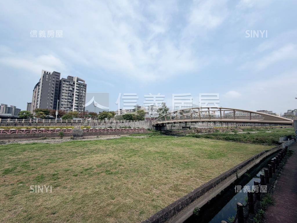 面公園土地房屋室內格局與周邊環境