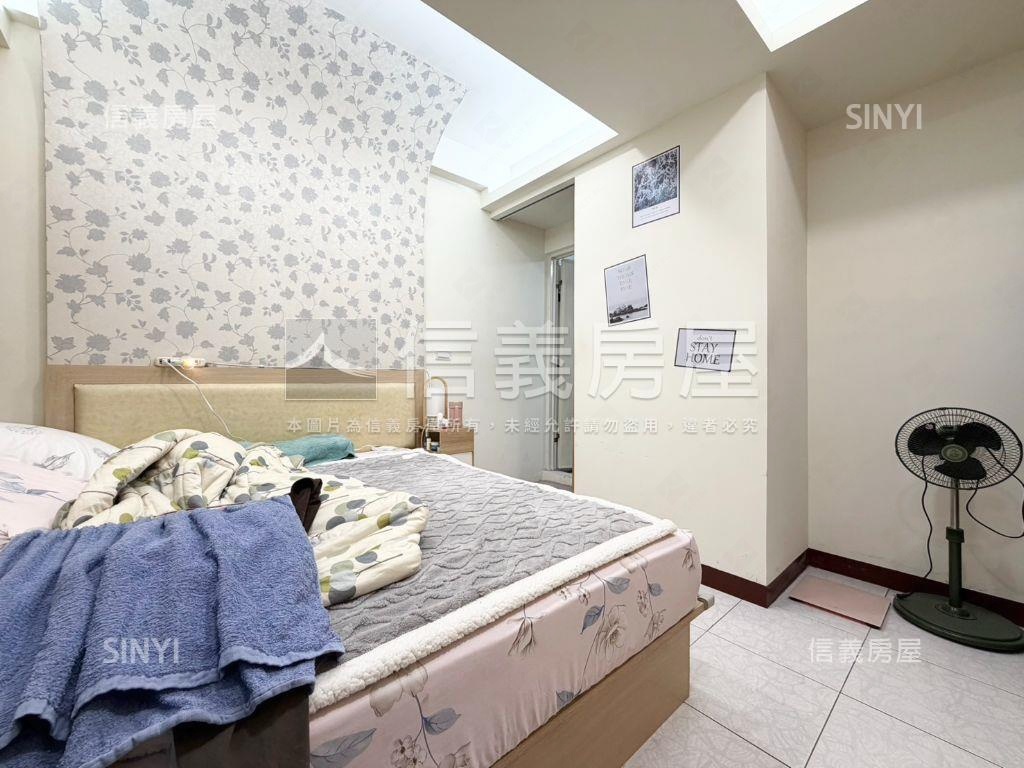 東區溫馨兩房一室附車位房屋室內格局與周邊環境