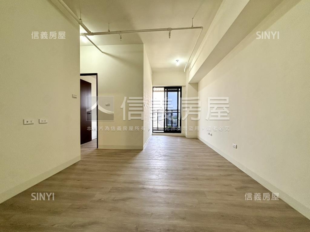 艾美ＭＯＭＡ２房平車房屋室內格局與周邊環境