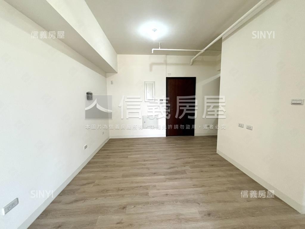 艾美ＭＯＭＡ２房平車房屋室內格局與周邊環境