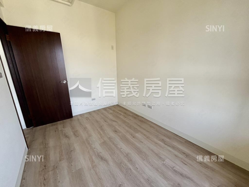 艾美ＭＯＭＡ２房平車房屋室內格局與周邊環境