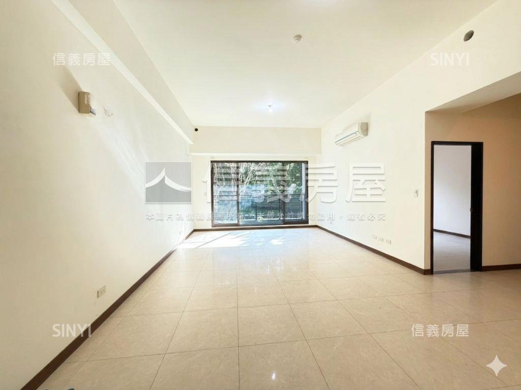 專任峰景邊間鳳翔庭院房屋室內格局與周邊環境