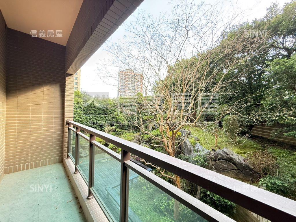 專任峰景邊間鳳翔庭院房屋室內格局與周邊環境