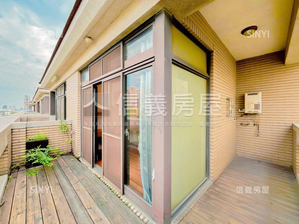七期臨路裝潢豪墅房屋室內格局與周邊環境