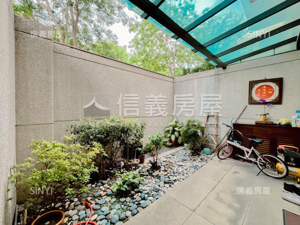 七期臨路裝潢豪墅房屋室內格局與周邊環境