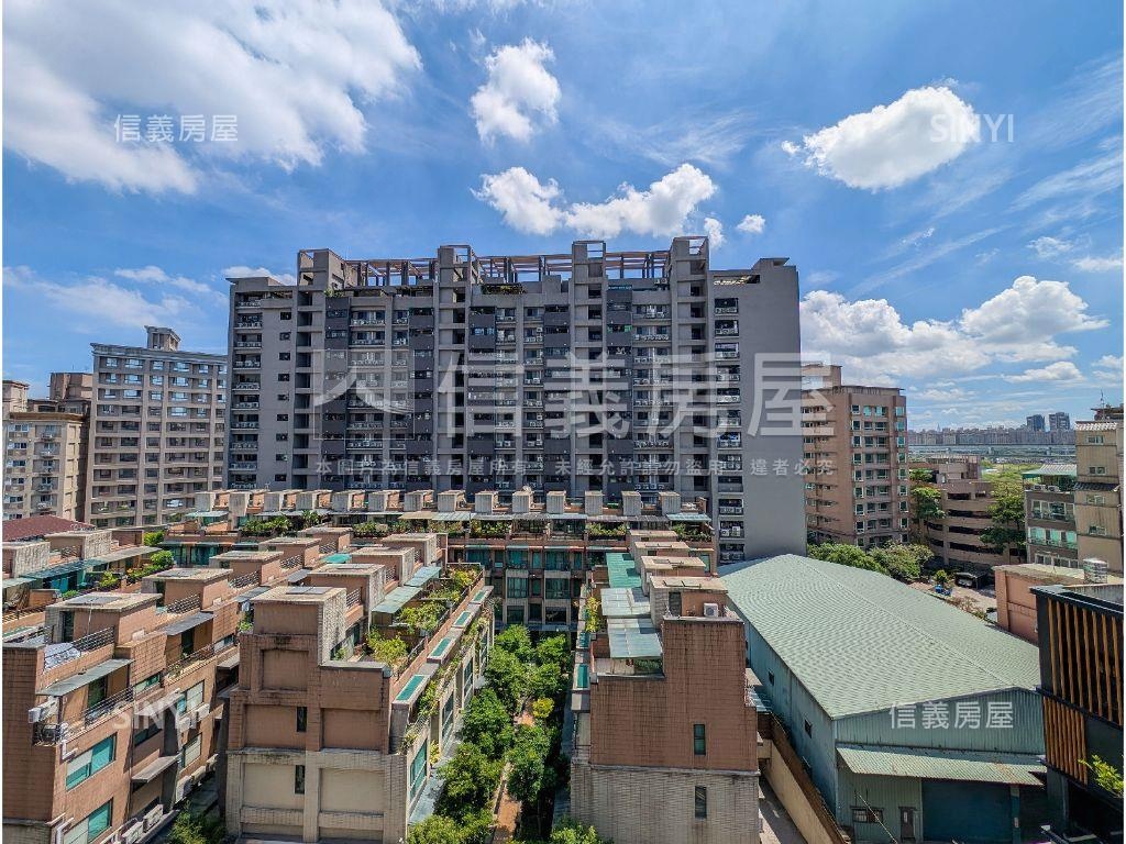 １８甲前後陽台景觀四房房屋室內格局與周邊環境