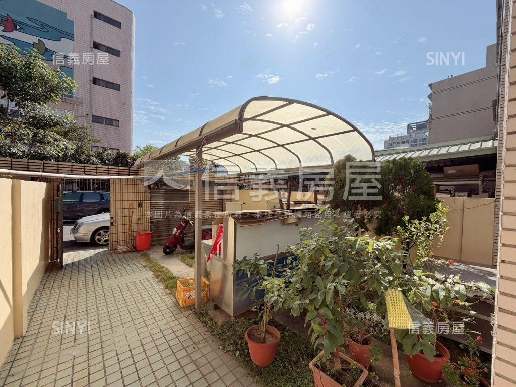 面何厝國小臨路透天房屋室內格局與周邊環境