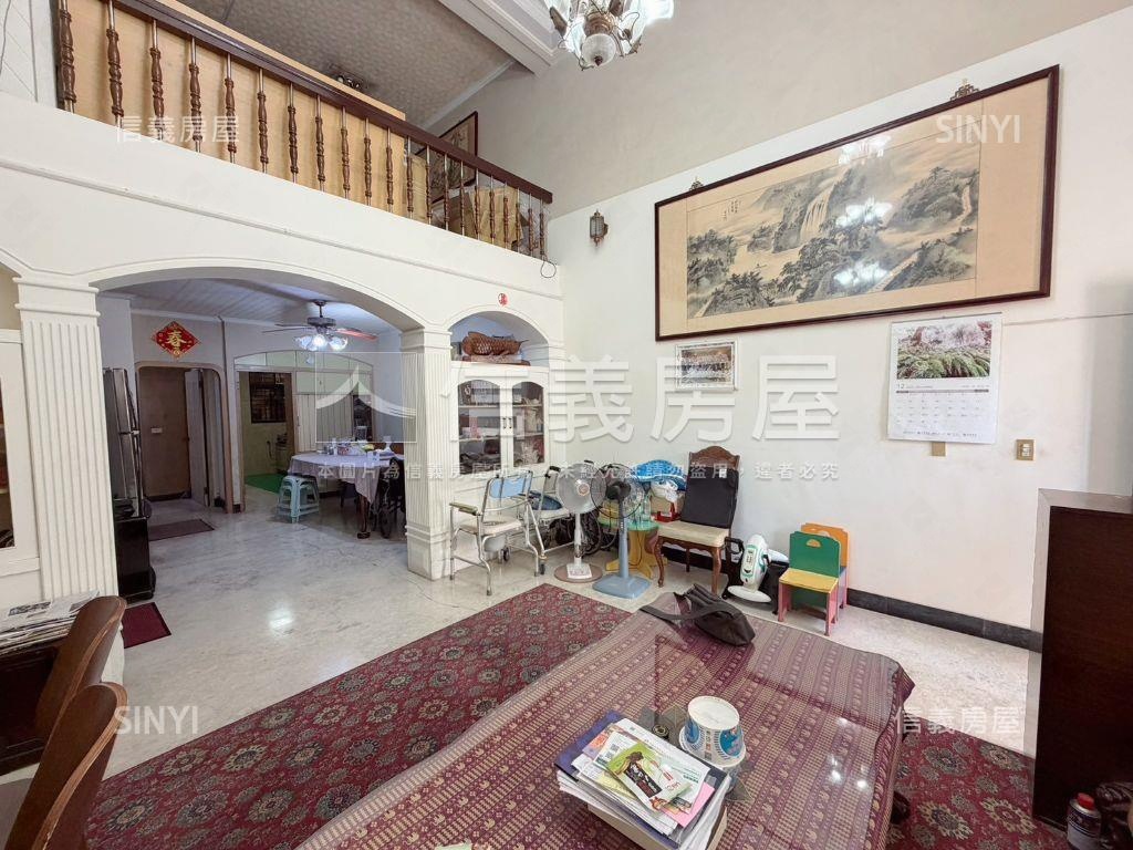 面何厝國小臨路透天房屋室內格局與周邊環境