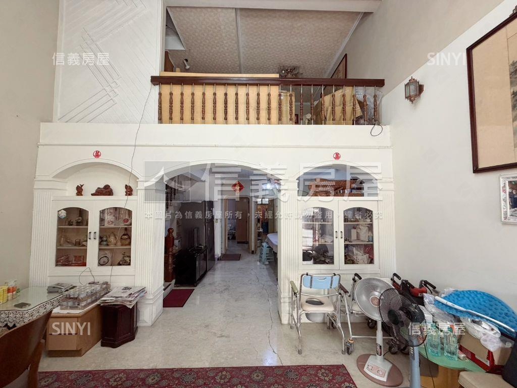 面何厝國小臨路透天房屋室內格局與周邊環境