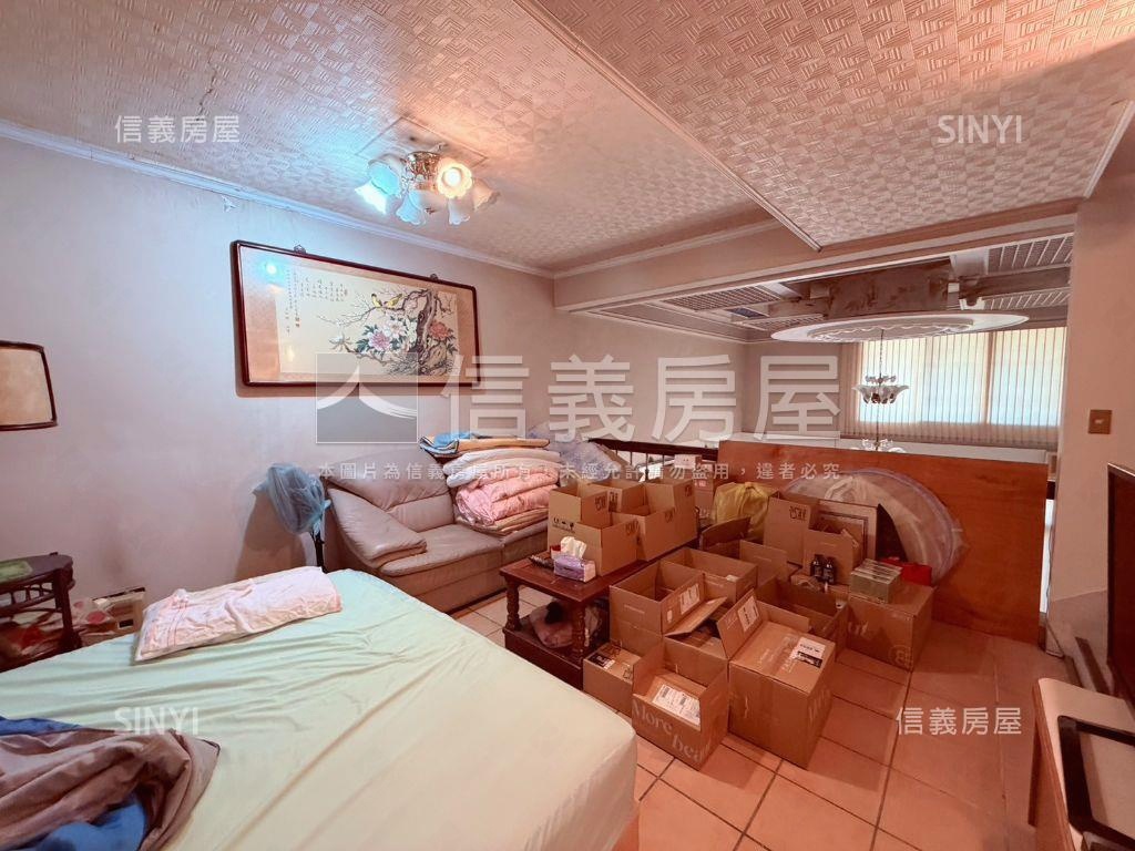 面何厝國小臨路透天房屋室內格局與周邊環境