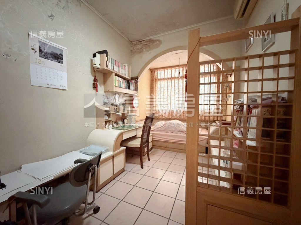 面何厝國小臨路透天房屋室內格局與周邊環境