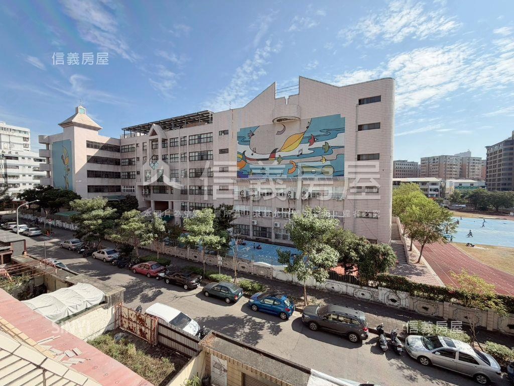 面何厝國小臨路透天房屋室內格局與周邊環境