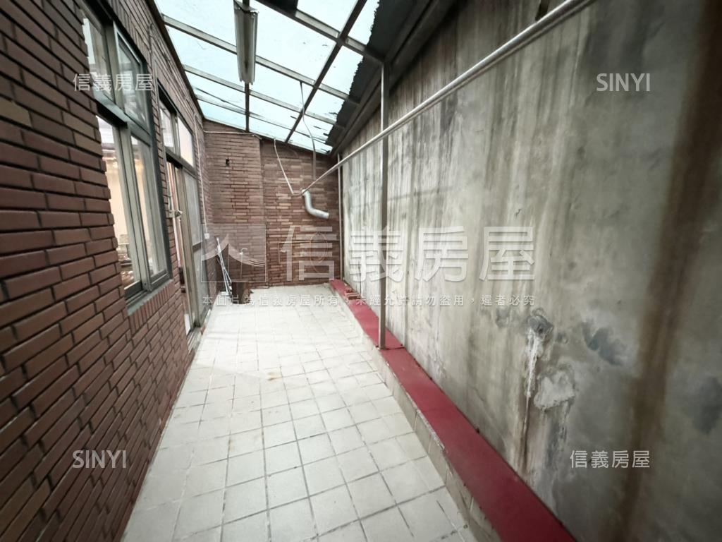 聖唐莊大坪數透天別墅房屋室內格局與周邊環境