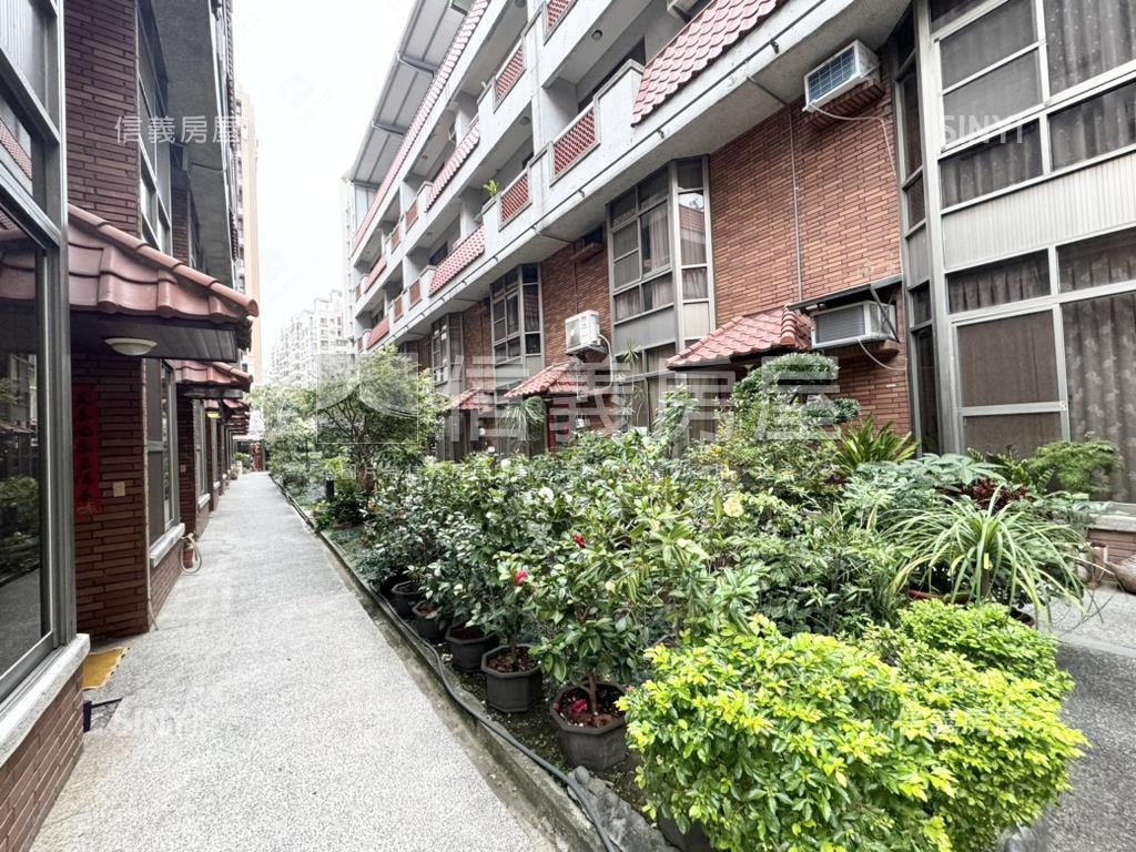 聖唐莊大坪數透天別墅房屋室內格局與周邊環境