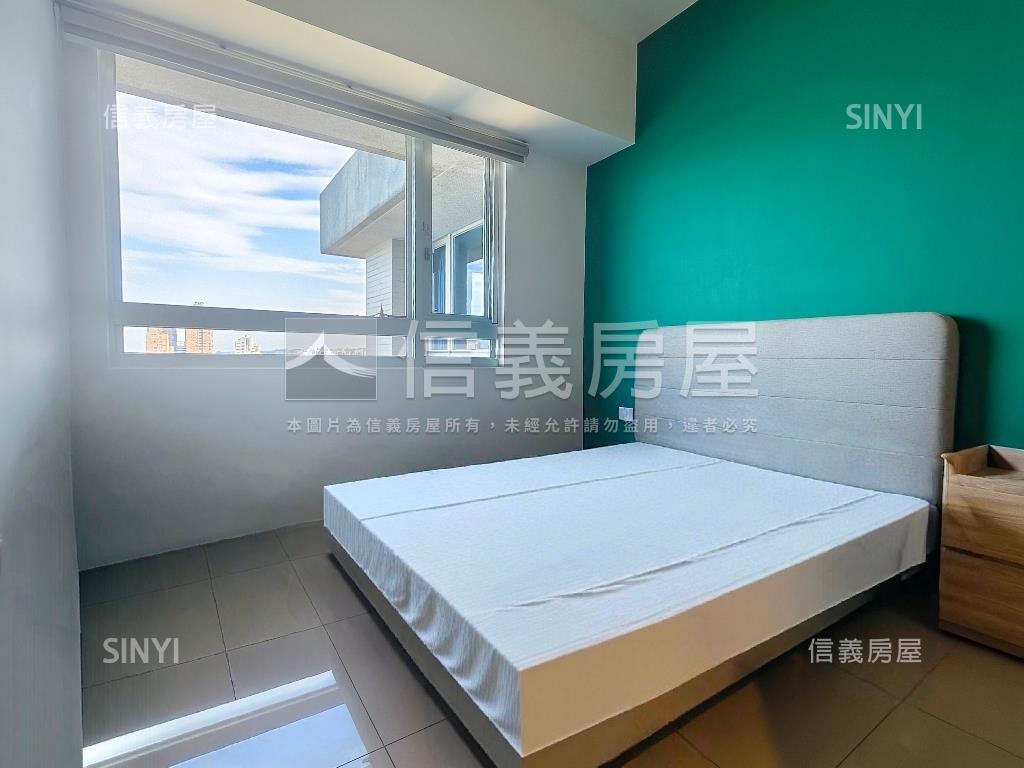 八里＋伴月灣邊間河景美宅房屋室內格局與周邊環境