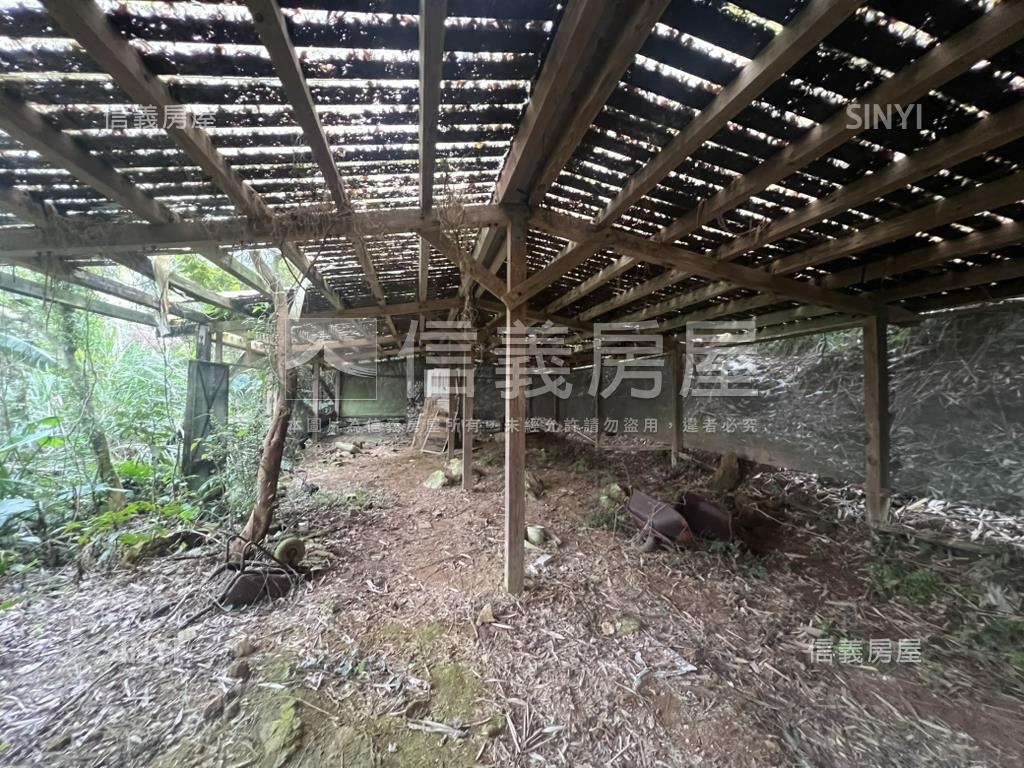 陽明山新安段土地房屋室內格局與周邊環境