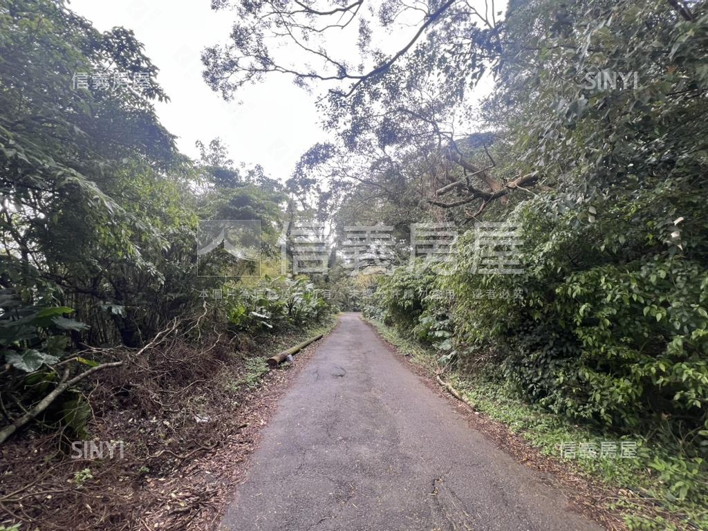 陽明山新安段土地房屋室內格局與周邊環境