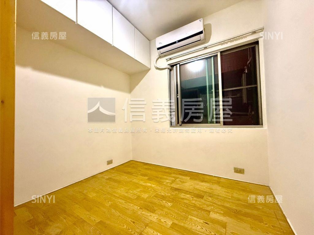 世電社區３房車位房屋室內格局與周邊環境