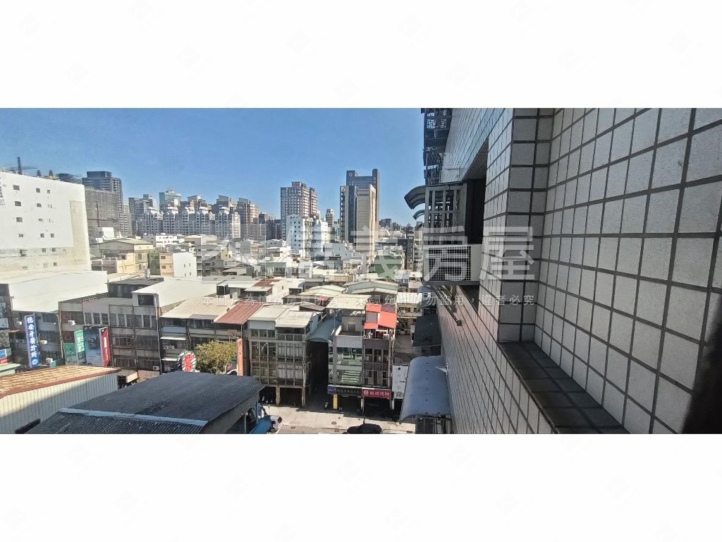 站前希爾頓高樓採光套房房屋室內格局與周邊環境