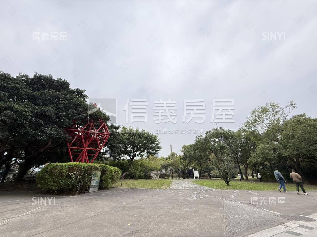正面三創、光華邊間店辦房屋室內格局與周邊環境