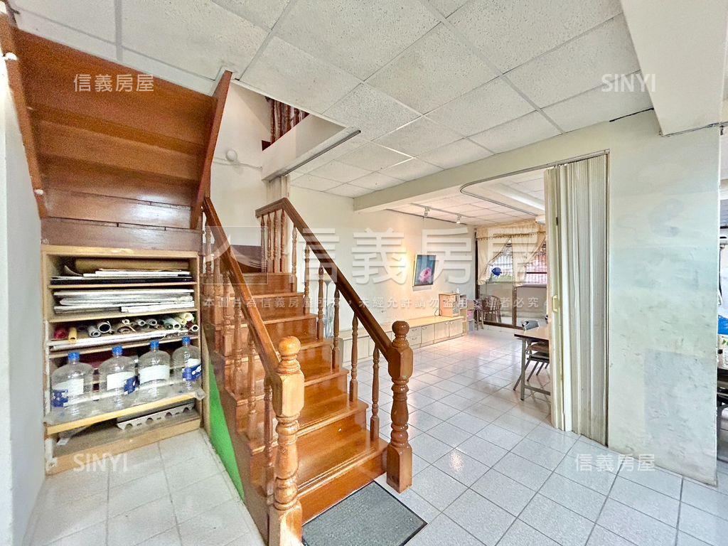 培英哈佛學園樓中樓房屋室內格局與周邊環境