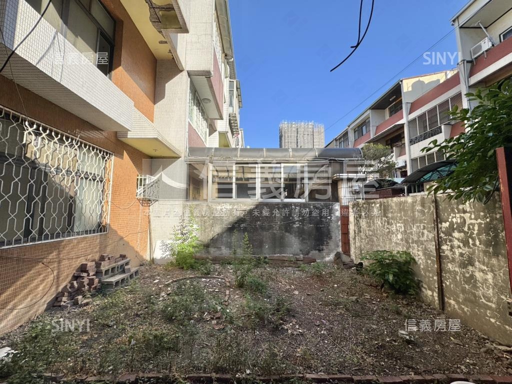 柳楊大面寬大地坪活路別墅房屋室內格局與周邊環境