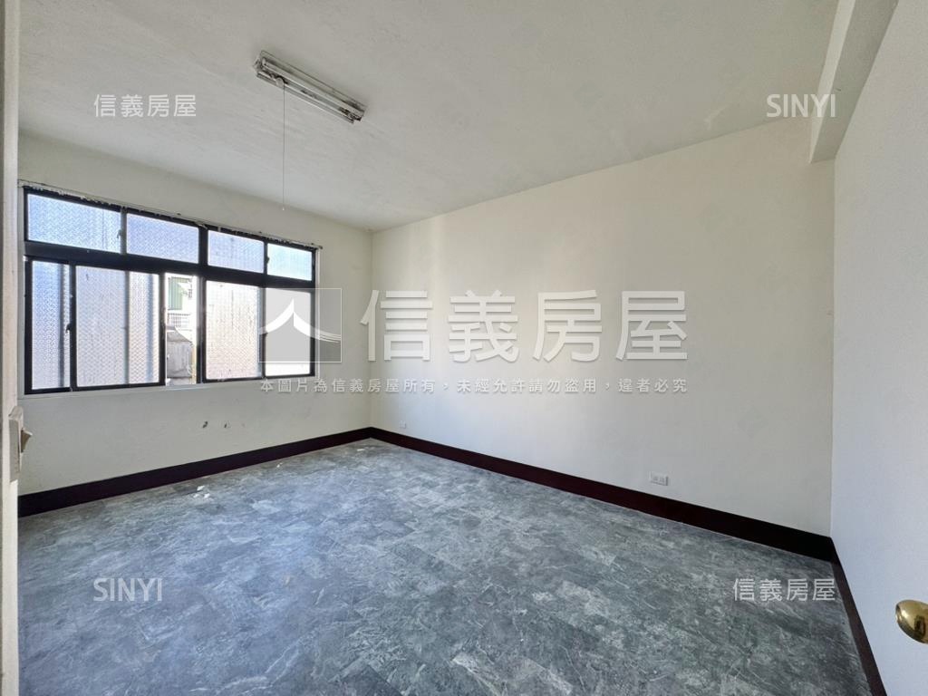 柳楊大面寬大地坪活路別墅房屋室內格局與周邊環境