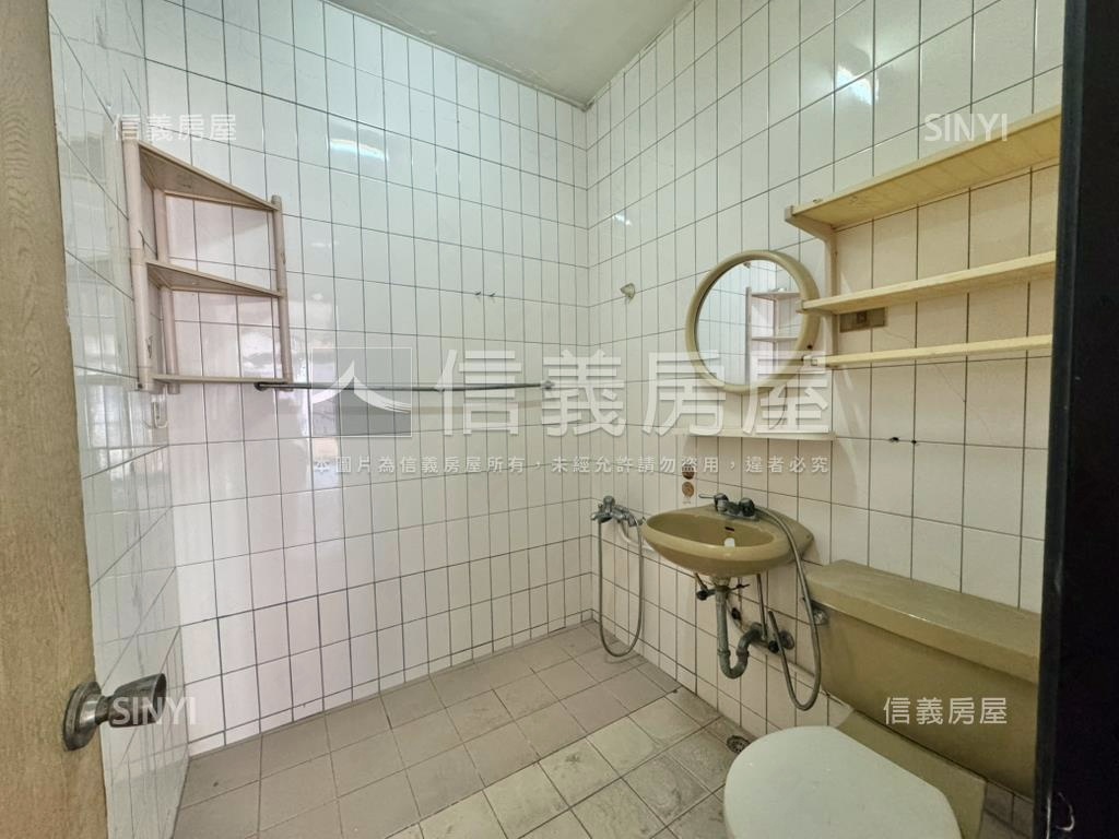 柳楊大面寬大地坪活路別墅房屋室內格局與周邊環境