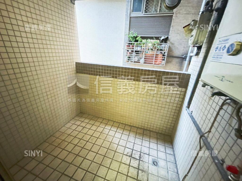 ＭＥ時代創意宅房屋室內格局與周邊環境