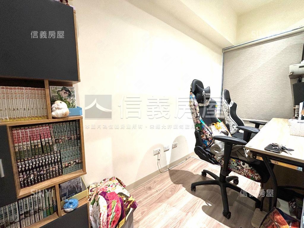 新市鎮高樓景觀宅大平車房屋室內格局與周邊環境