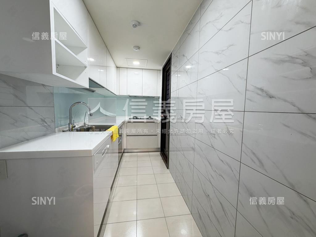 明玥漂亮三房平車房屋室內格局與周邊環境