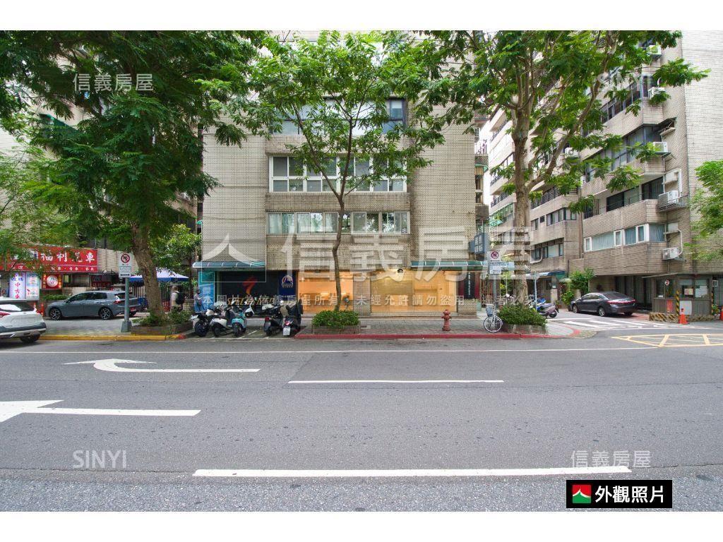 黃金邊間大面寬店面房屋室內格局與周邊環境