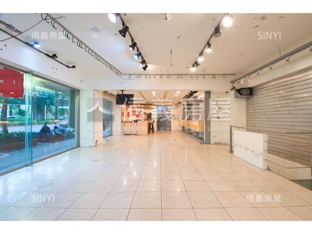 黃金邊間大面寬店面房屋室內格局與周邊環境