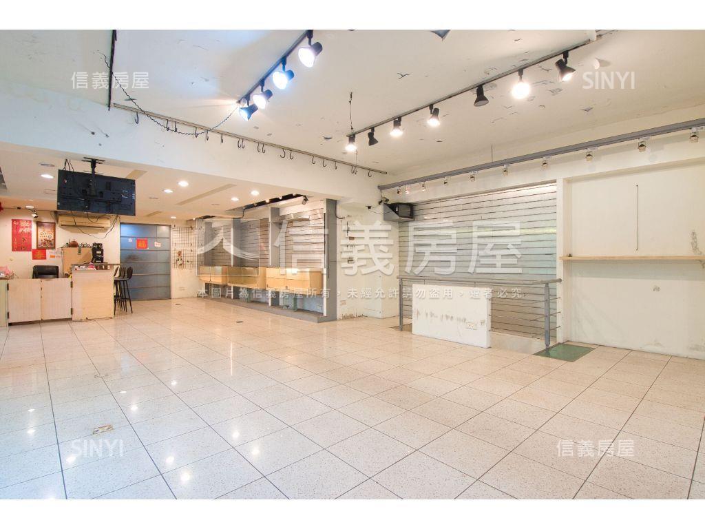 黃金邊間大面寬店面房屋室內格局與周邊環境