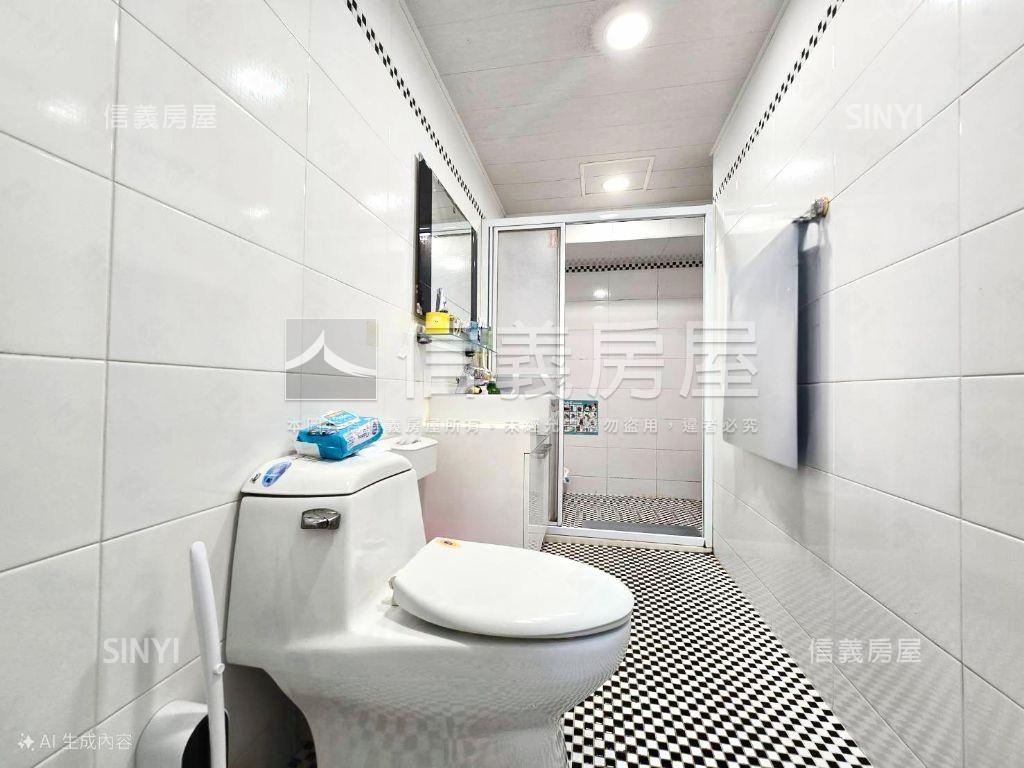 農十六近輕軌稀有店面房屋室內格局與周邊環境