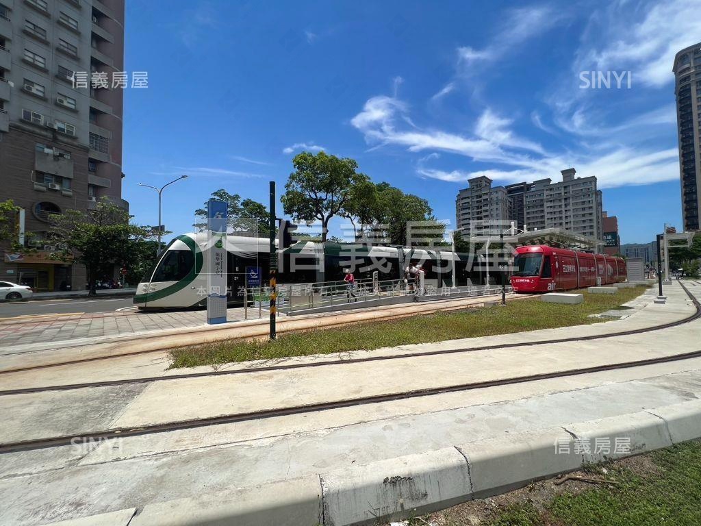 農十六近輕軌稀有店面房屋室內格局與周邊環境