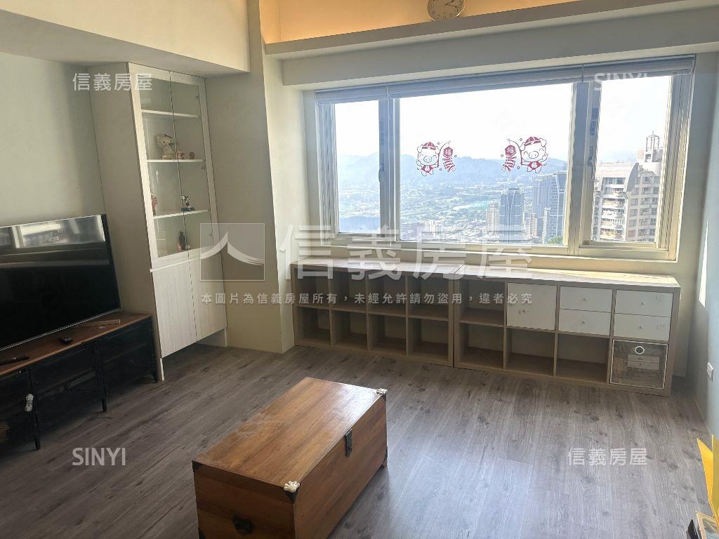 新坡儷景好美景觀三房房屋室內格局與周邊環境