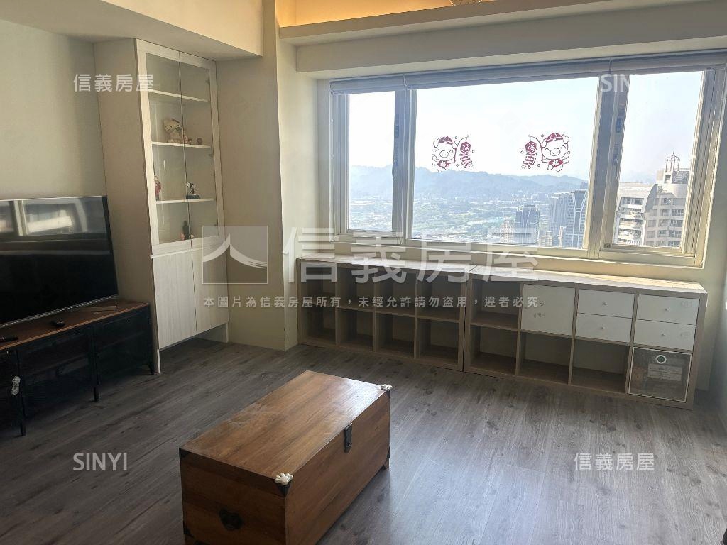 新坡儷景好美景觀三房房屋室內格局與周邊環境