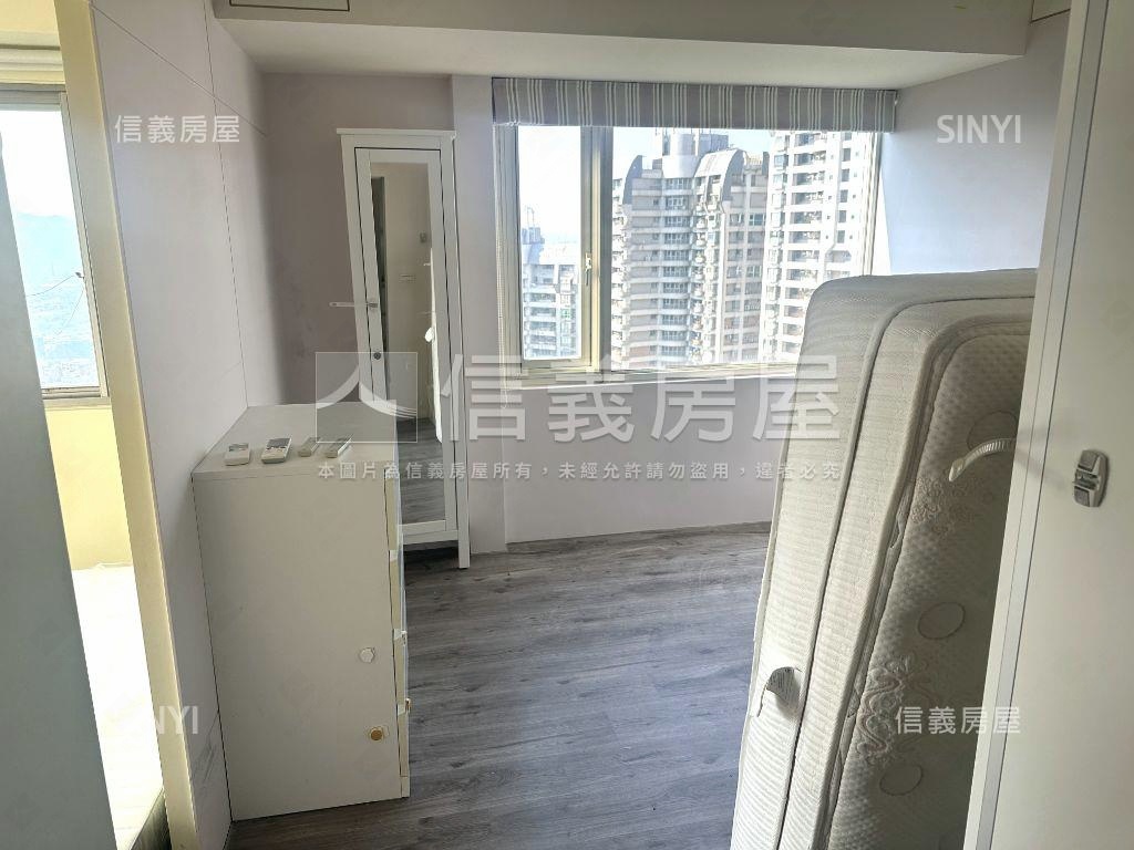 新坡儷景好美景觀三房房屋室內格局與周邊環境