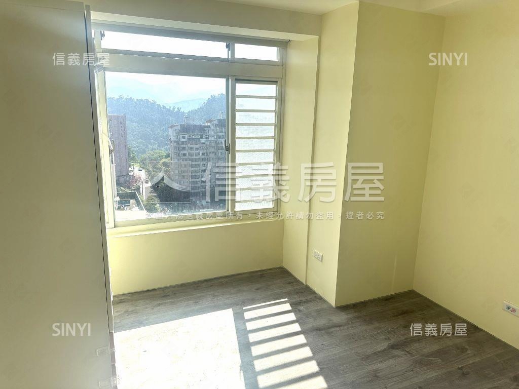 新坡儷景好美景觀三房房屋室內格局與周邊環境