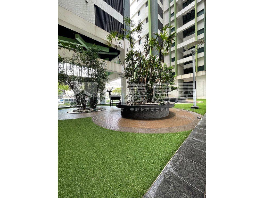 公園美景高樓大三房平面車房屋室內格局與周邊環境