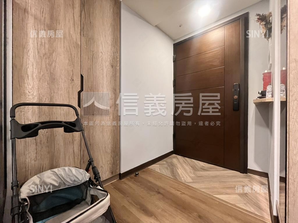 遠雄龍岡雅致二房車位房屋室內格局與周邊環境