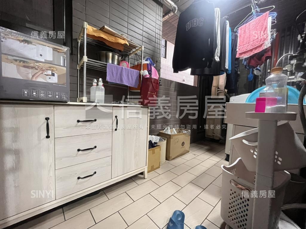 遠雄龍岡雅致二房車位房屋室內格局與周邊環境