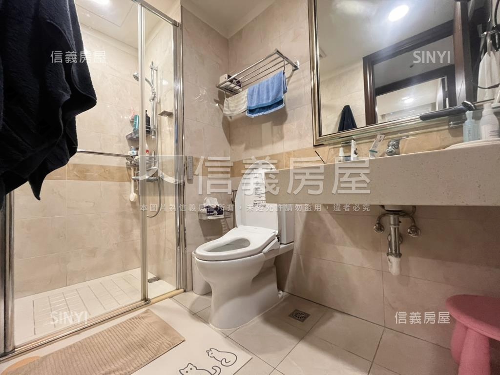 遠雄龍岡雅致二房車位房屋室內格局與周邊環境