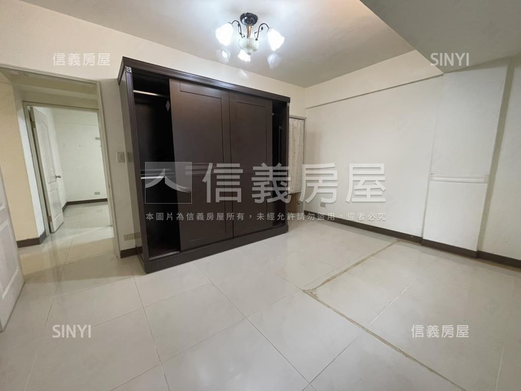 杏林公寓邊間三樓房屋室內格局與周邊環境