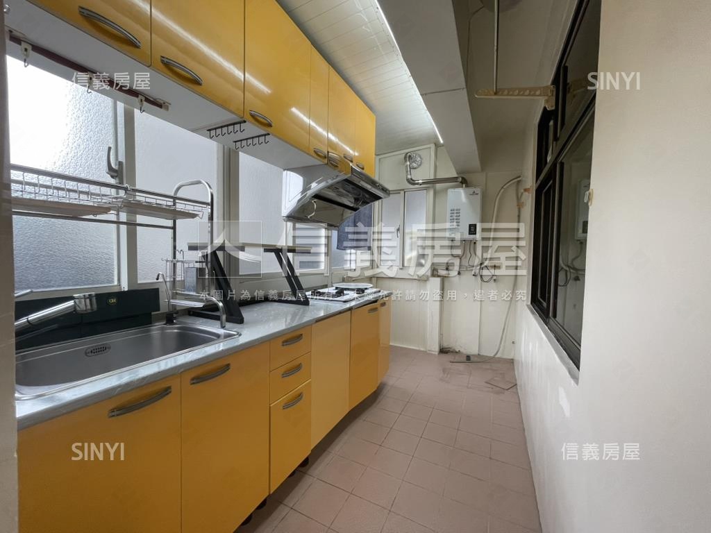 杏林公寓邊間三樓房屋室內格局與周邊環境